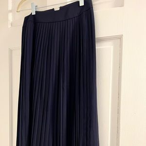 Midi length pleated skirt JCrew EUC